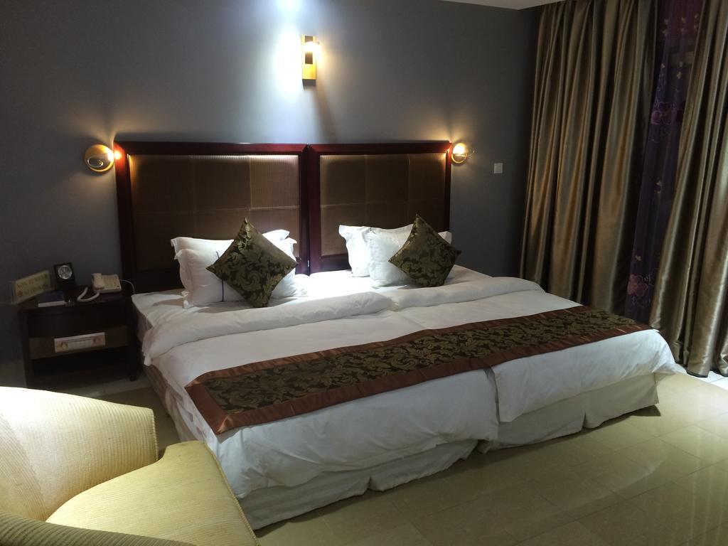 Sun Beach Hotel Cotonou Exterior photo