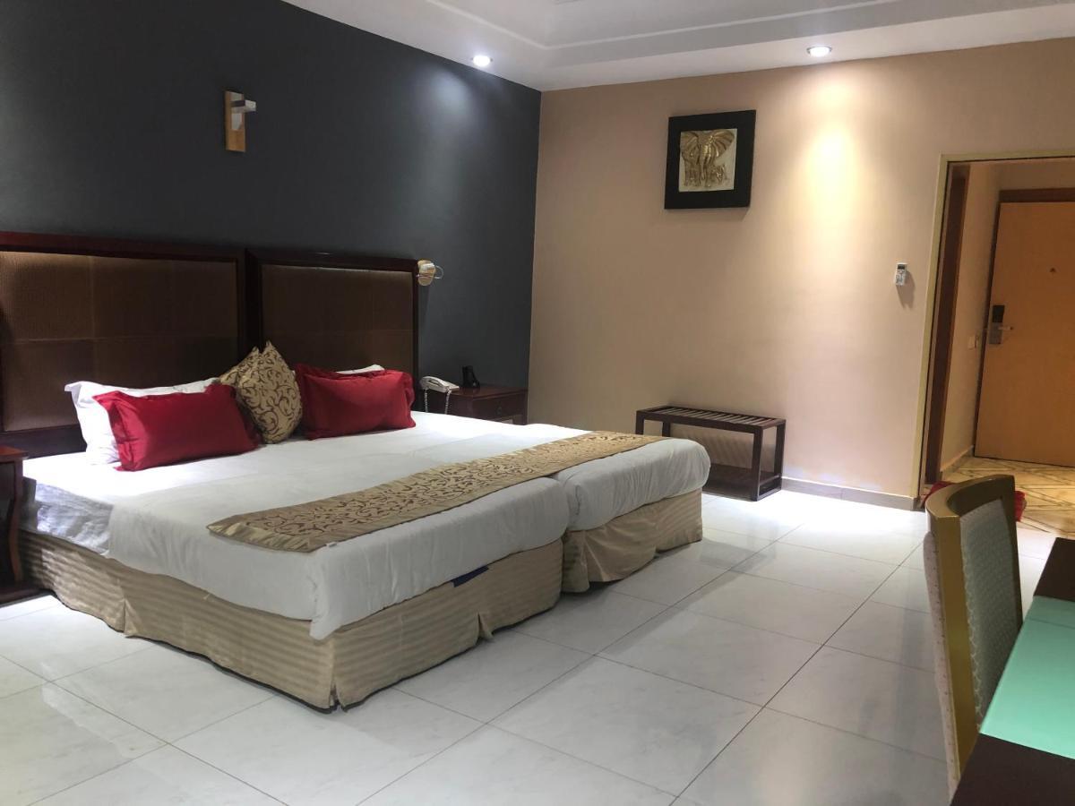 Sun Beach Hotel Cotonou Exterior photo